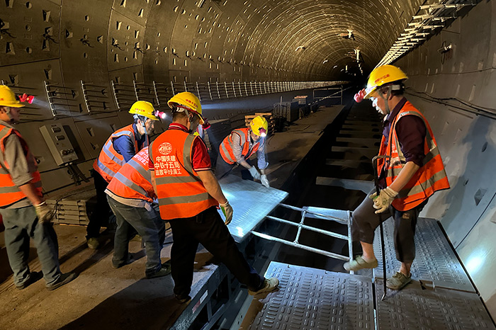 疏散平台安装现场