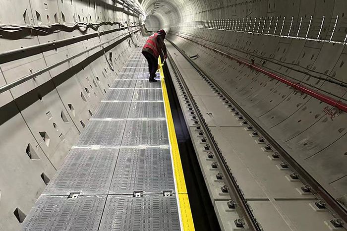 疏散平台安装现场1